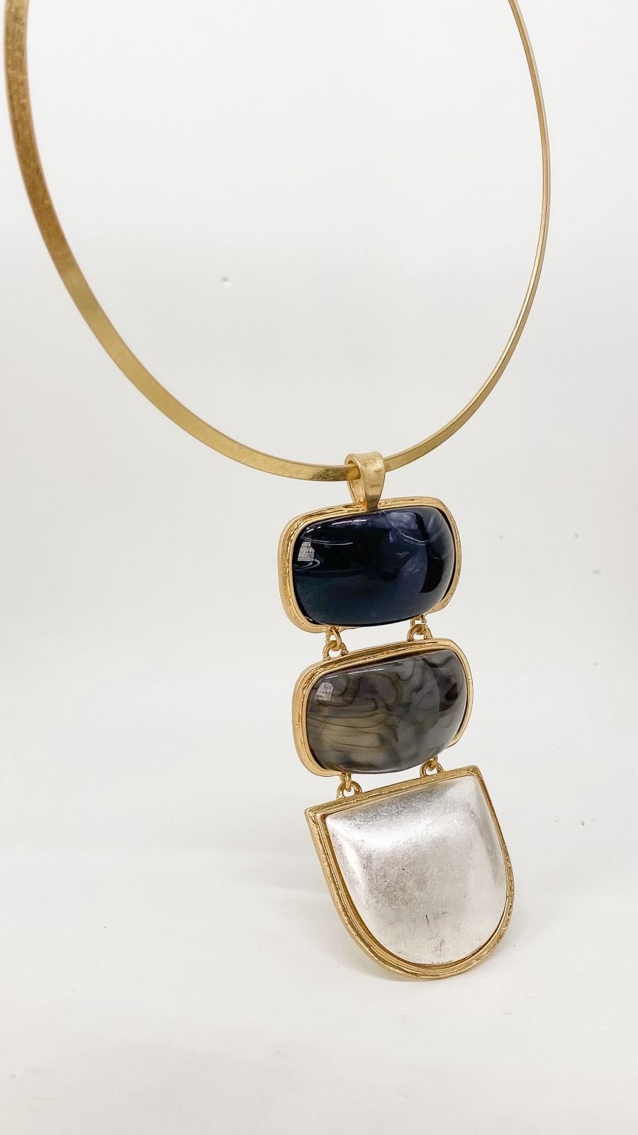 Gargantilha Leonor Over