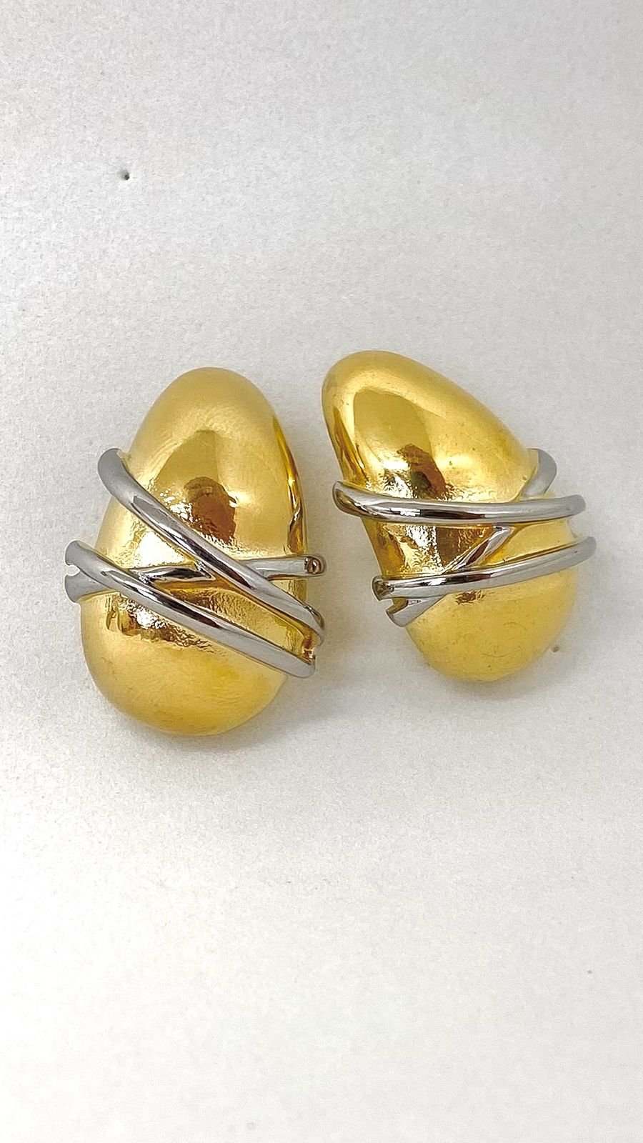 Brinco Gota Linhas Duo - Aço