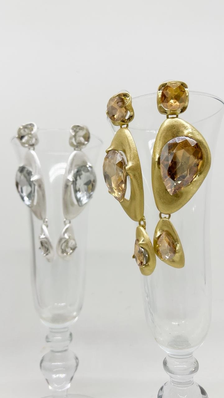 Brinco Futurist Pedra D´luxo