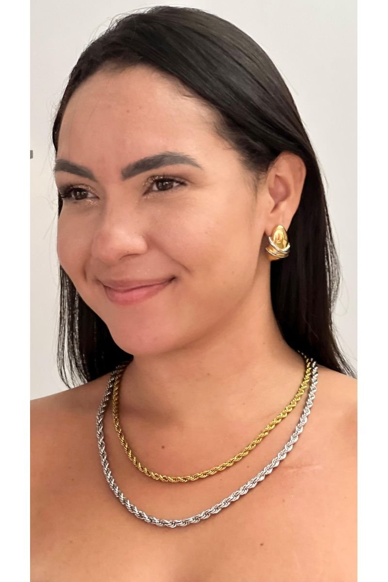 Brinco Gota Linhas Duo - Aço